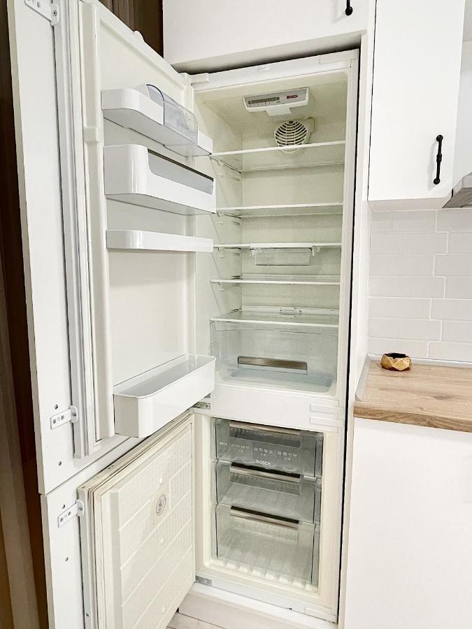 Fenix 2 Bedroom Apartment Varna Center ภายนอก รูปภาพ