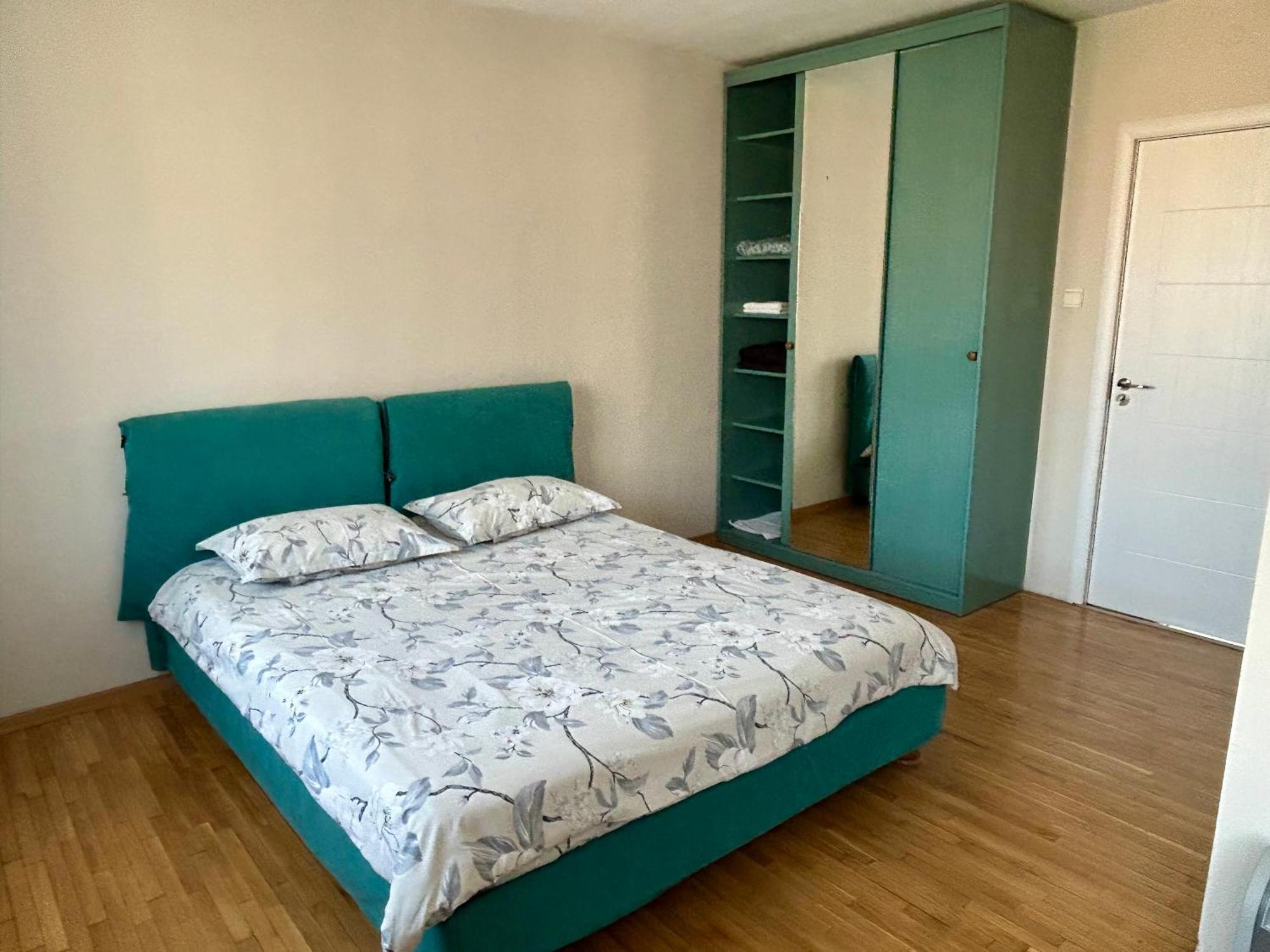 Fenix 2 Bedroom Apartment Varna Center ภายนอก รูปภาพ