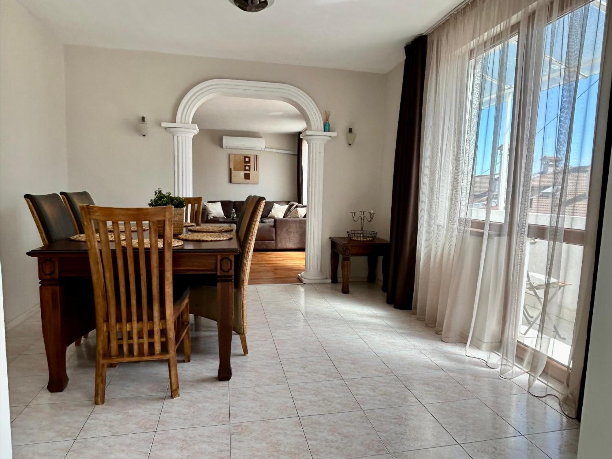 Fenix 2 Bedroom Apartment Varna Center ภายนอก รูปภาพ